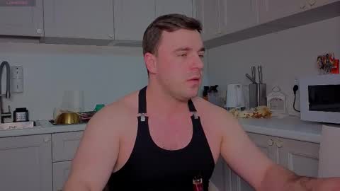 Snapshot of dosilasa chatting on December 18, 4:57 pm Sasha online show from December 18, 4:57 pm