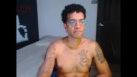 will online show from December 14, 8:02 pm