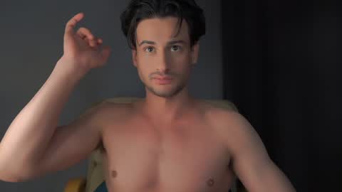 Keen online show from December 6, 5:11 pm