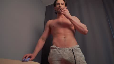 Keen online show from January 25, 9:04 am