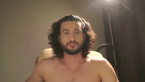 Keen online show from November 11, 9:37 pm