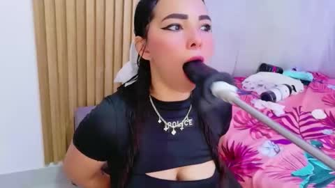 doublepleasure69_ online show from May 31, 10:44 pm