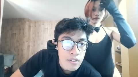Double Zi online show from July 8, 7:24 am