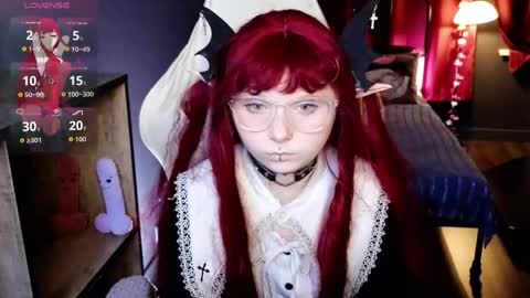 Draculaura online show from April 16, 3:24 pm