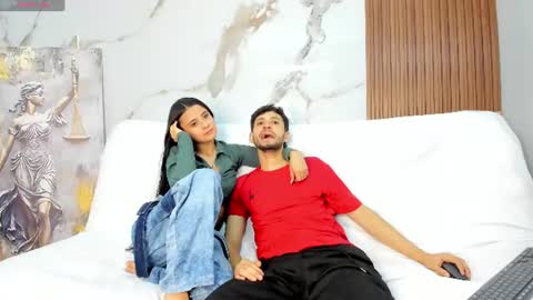 Snapshot of drake_and_zara chatting on June 30, 4:30 pm Drake and Zara online show from June 30, 4:30 pm