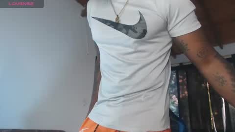 Snapshot of drake_nassir4 chatting on June 23, 9:35 pm ---Drake--- online show from June 23, 9:35 pm