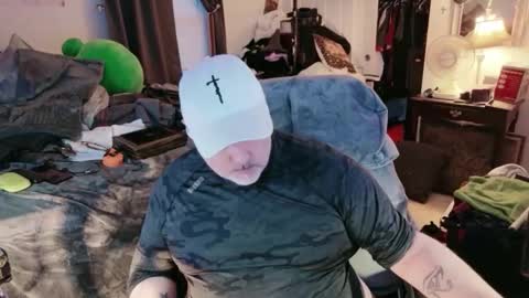 Snapshot of drake_r_darkrose chatting on February 16, 11:39 am Drake D Vamp aka Drake DarkRose online show from February 16, 11:39 am