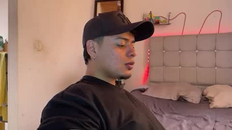 drakeeee online show from March 30, 3:13 pm