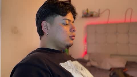 drakeeee online show from April 21, 2:01 pm