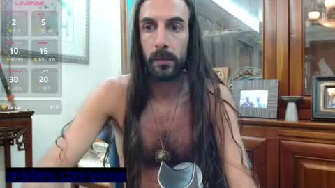 new profile Aircum99  online show from June 10, 12:11 am