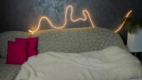 Olivia online show from June 3, 2:36 am