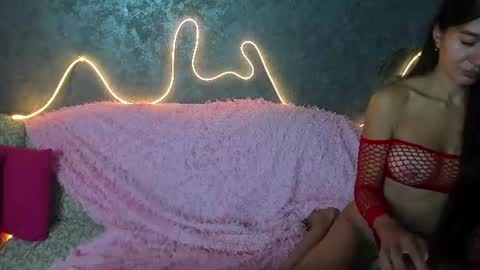 Snapshot of dream_olivia chatting on July 2, 3:23 am Olivia online show from July 2, 3:23 am