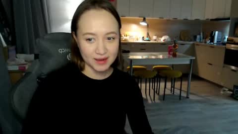 Snapshot of dream_reaper210635 chatting on April 5, 6:05 pm dream_reaper210635 online show from April 5, 6:05 pm