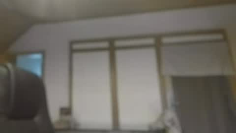 Snapshot of dreambob chatting on July 18, 6:56 pm Dreambob online show from July 18, 6:56 pm