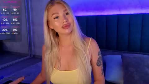 Mila online show from July 4, 4:51 am