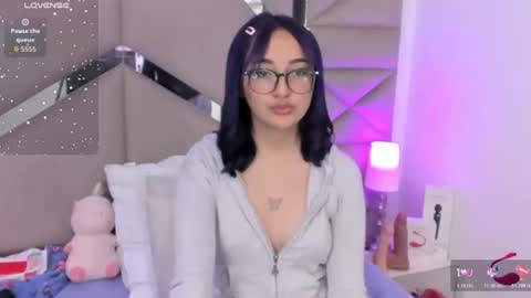 dreammy_kitty online show from July 11, 3:09 am