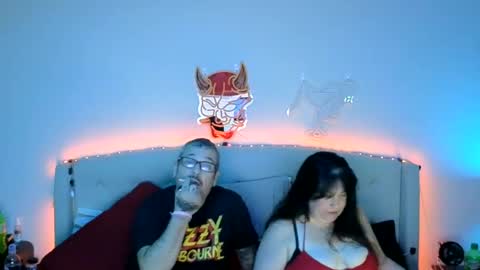 DreamyCouple01 online show from July 4, 9:37 am