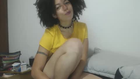 DreamyLatina online show from February 5, 1:54 am