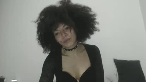 DreamyLatina online show from February 18, 1:56 am