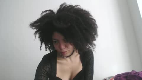 DreamyLatina online show from March 1, 12:40 pm