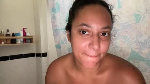 RIRI OR DREAMY online show from September 9, 8:19 pm