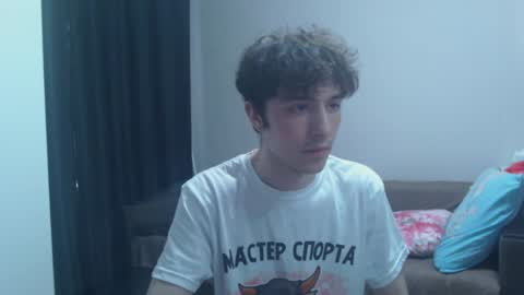 Air online show from April 8, 9:53 am