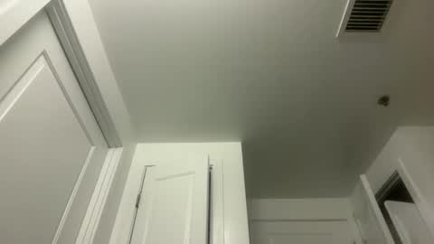 drewmackin05 online show from February 16, 11:34 pm