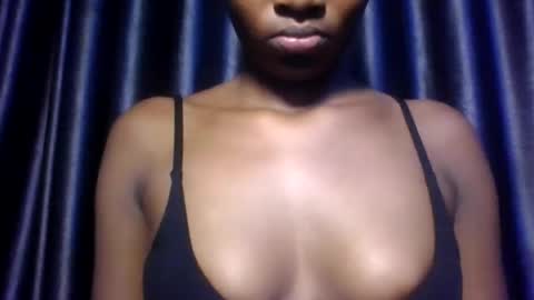 Snapshot of drippingpussy__ chatting on January 16, 4:44 pm drippingpussy__ online show from January 16, 4:44 pm