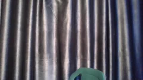 Snapshot of drippingpussy__ chatting on January 17, 4:50 am drippingpussy__ online show from January 17, 4:50 am