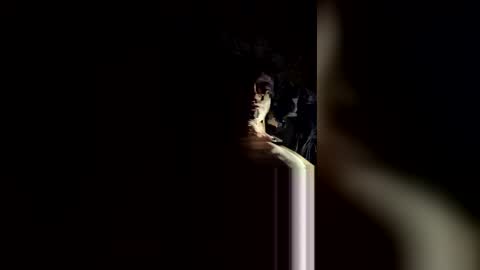 Snapshot of drizzlingdan chatting on April 10, 10:42 am drizzlingdan online show from April 10, 10:42 am