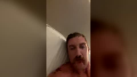 dsouless33 online show from May 28, 9:17 am