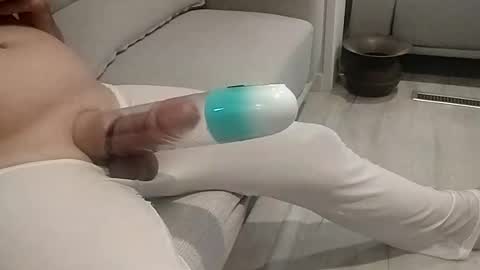 dtrain6969420 online show from March 19, 2:48 am