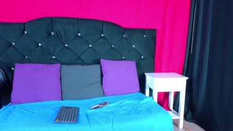Dulce Alexandra online show from June 14, 7:49 pm