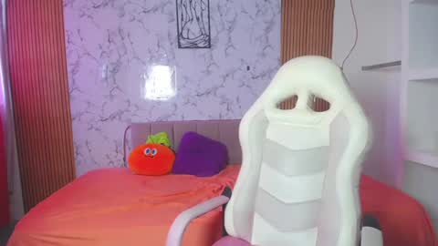 dulce online show from February 16, 5:09 pm