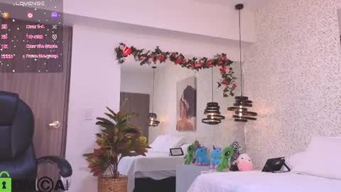 Snapshot of dulce_isabel_ chatting on July 18, 3:54 am dulce_isabel_ online show from July 18, 3:54 am