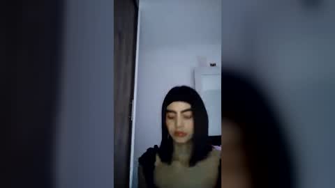 dulce_lucero online show from July 7, 4:33 pm