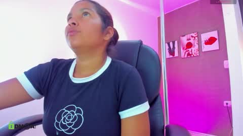 Dulce  online show from March 29, 7:47 pm