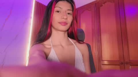 Snapshot of dulcetorresvg chatting on April 24, 3:31 am Dulce online show from April 24, 3:31 am