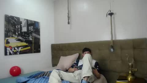 Dumbito73 online show from March 5, 9:26 pm