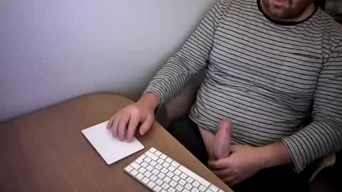 FloFrenchCurv288 online show from January 12, 1:11 am