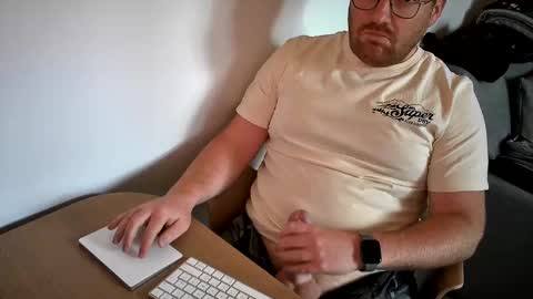 FloFrenchCurv288 online show from April 12, 5:40 pm