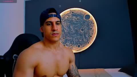 duran_dhikol1 online show from November 11, 3:06 am