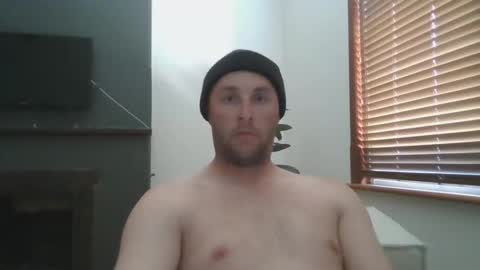 dustyroy09 online show from December 17, 6:41 am