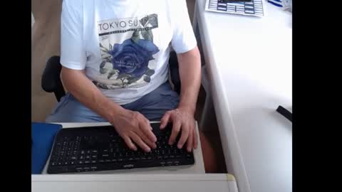 dutchpornking2 online show from July 12, 7:21 am