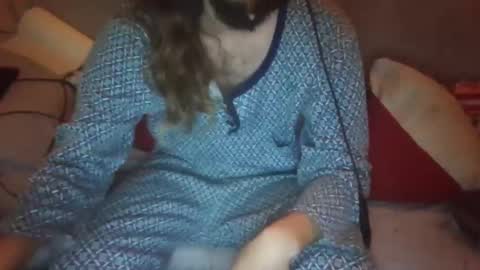 dv3nd3 online show from October 18, 9:59 pm