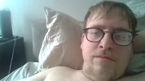 dxjbre online show from February 18, 9:09 pm