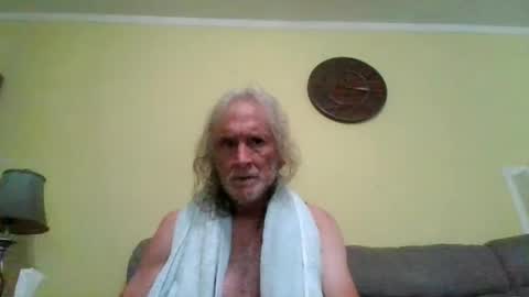 dyankee68 online show from August 2, 4:16 pm