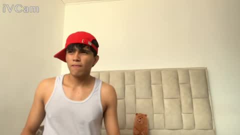 dylan_lyann online show from May 6, 5:29 pm