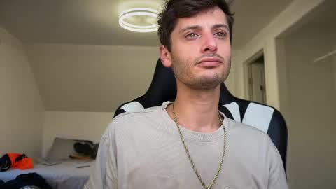 Dylans A Dick online show from November 6, 8:54 pm