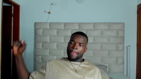 Dylan Taylor online show from February 16, 3:46 am